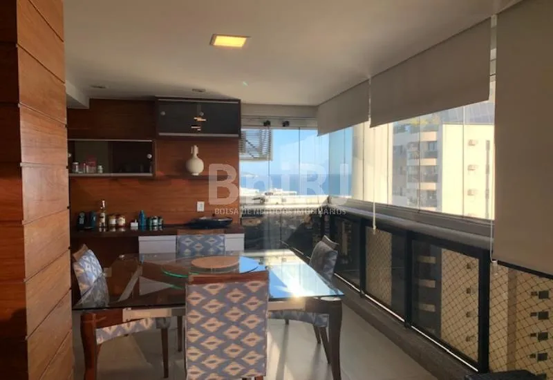Furnished 2-bedroom apartment with open-plan kitchen — photo 15