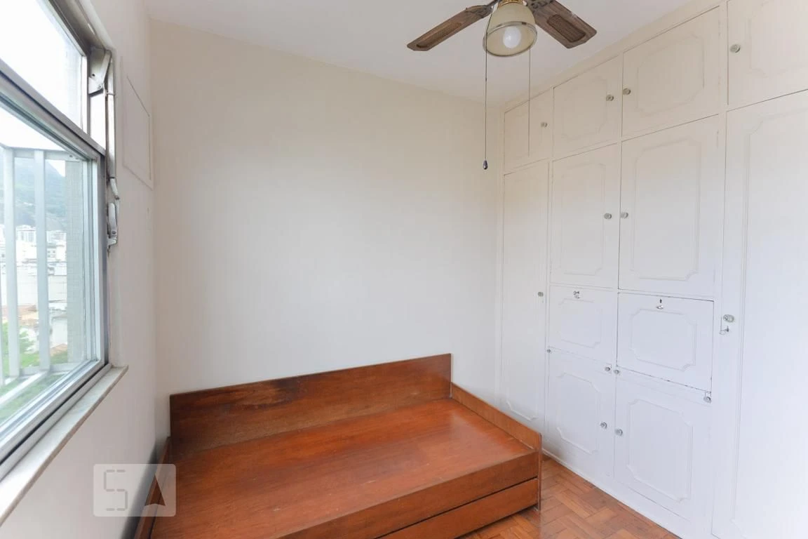3-bedroom apartment with a mountain view — photo 24