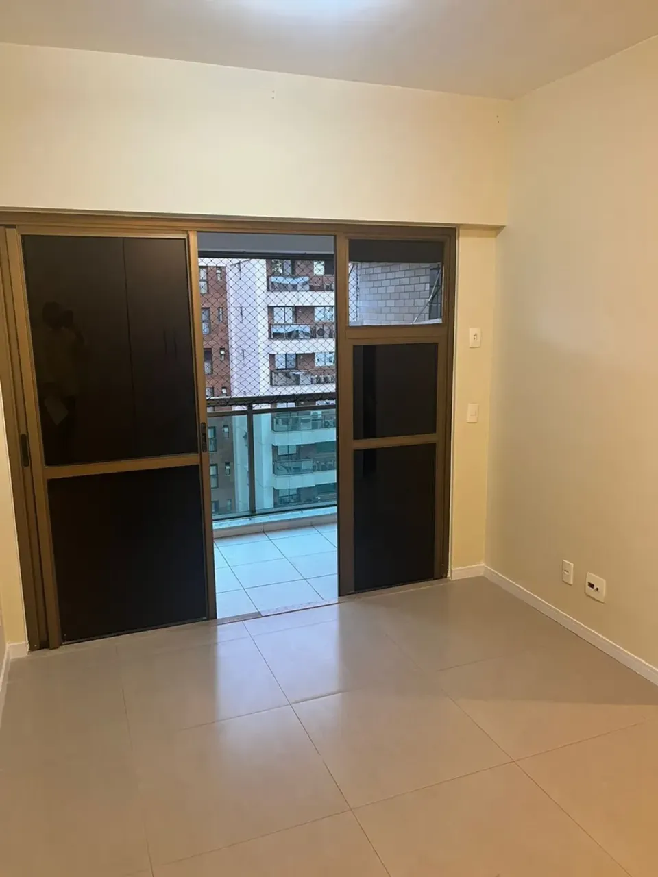 Apartamento de 3 quartos com 3 banheiros e 2 vagas — photo 2