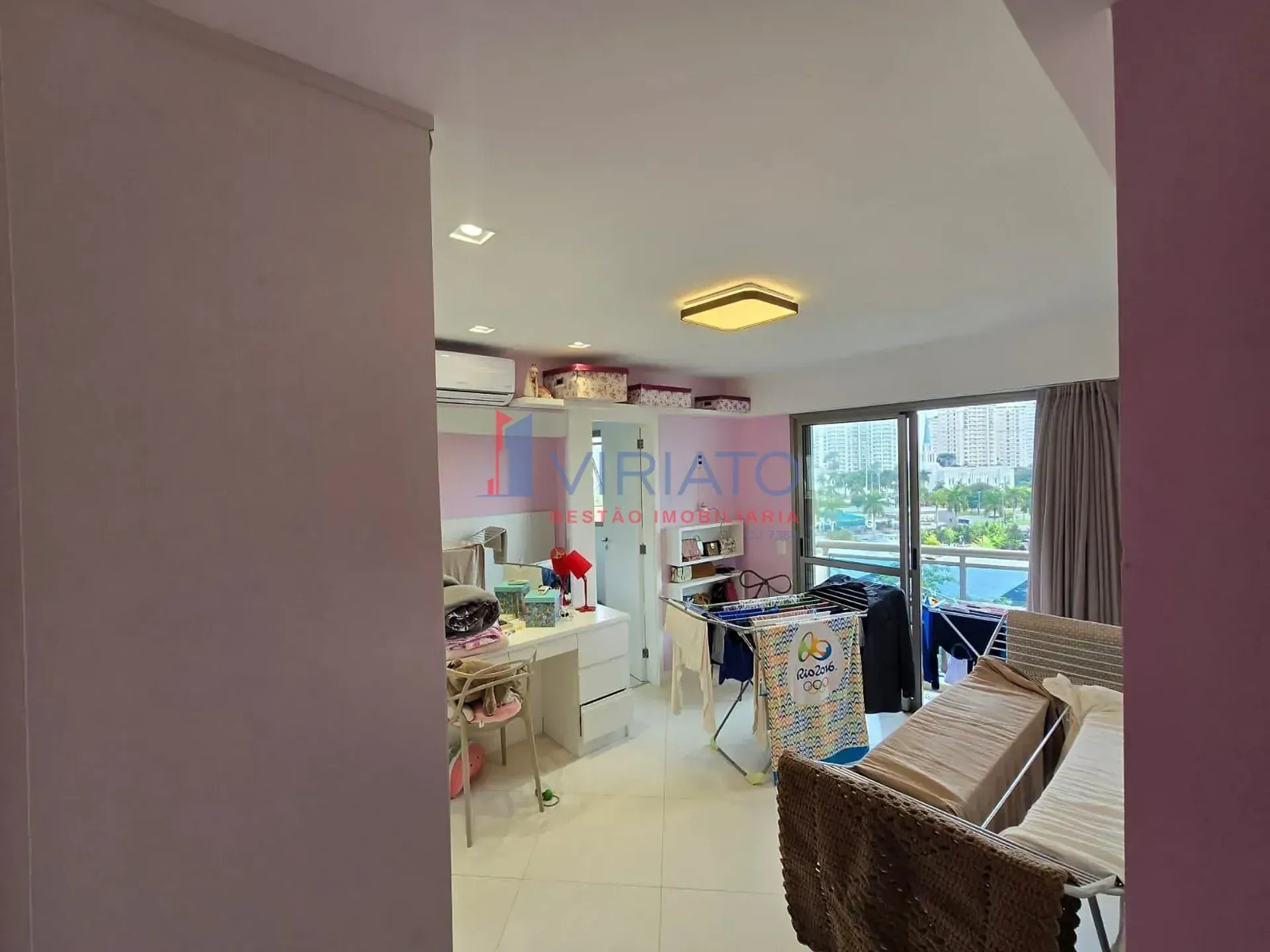 Furnished apartment with 4 bedrooms and 5 bathrooms — photo 22