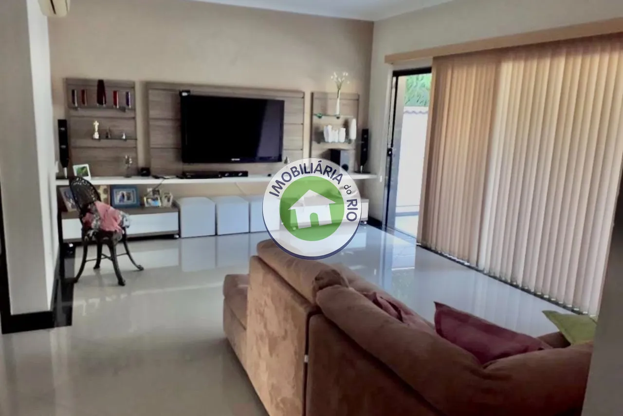 Casa com 3 suítes e 4 banheiros, com 2 vagas — photo 4