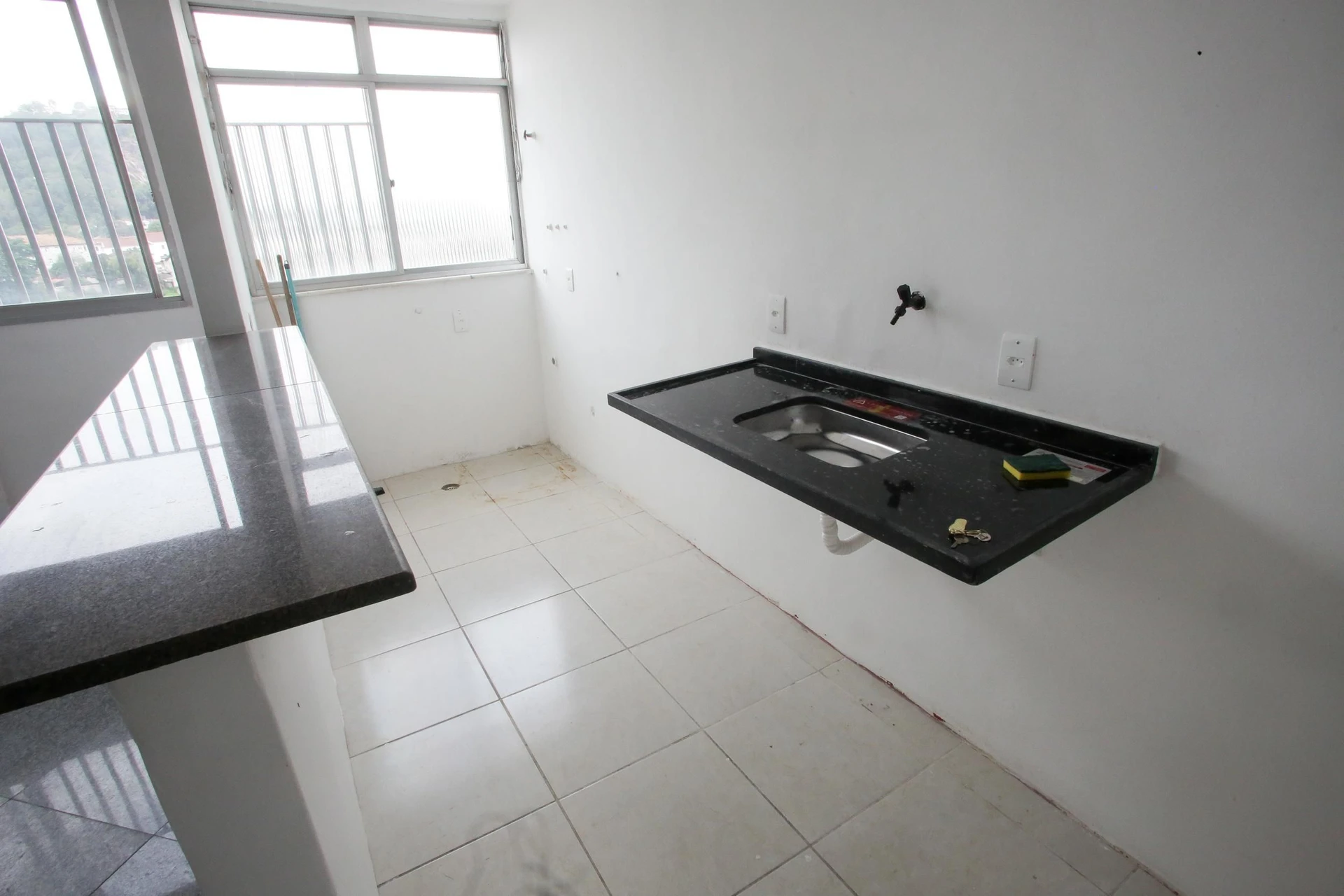 Rental apartment with 3 bedrooms and open-plan kitchen — photo 33