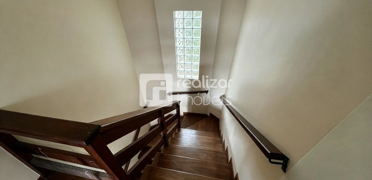 300 m² house with a grill on the balcony and a private BBQ — photo 18