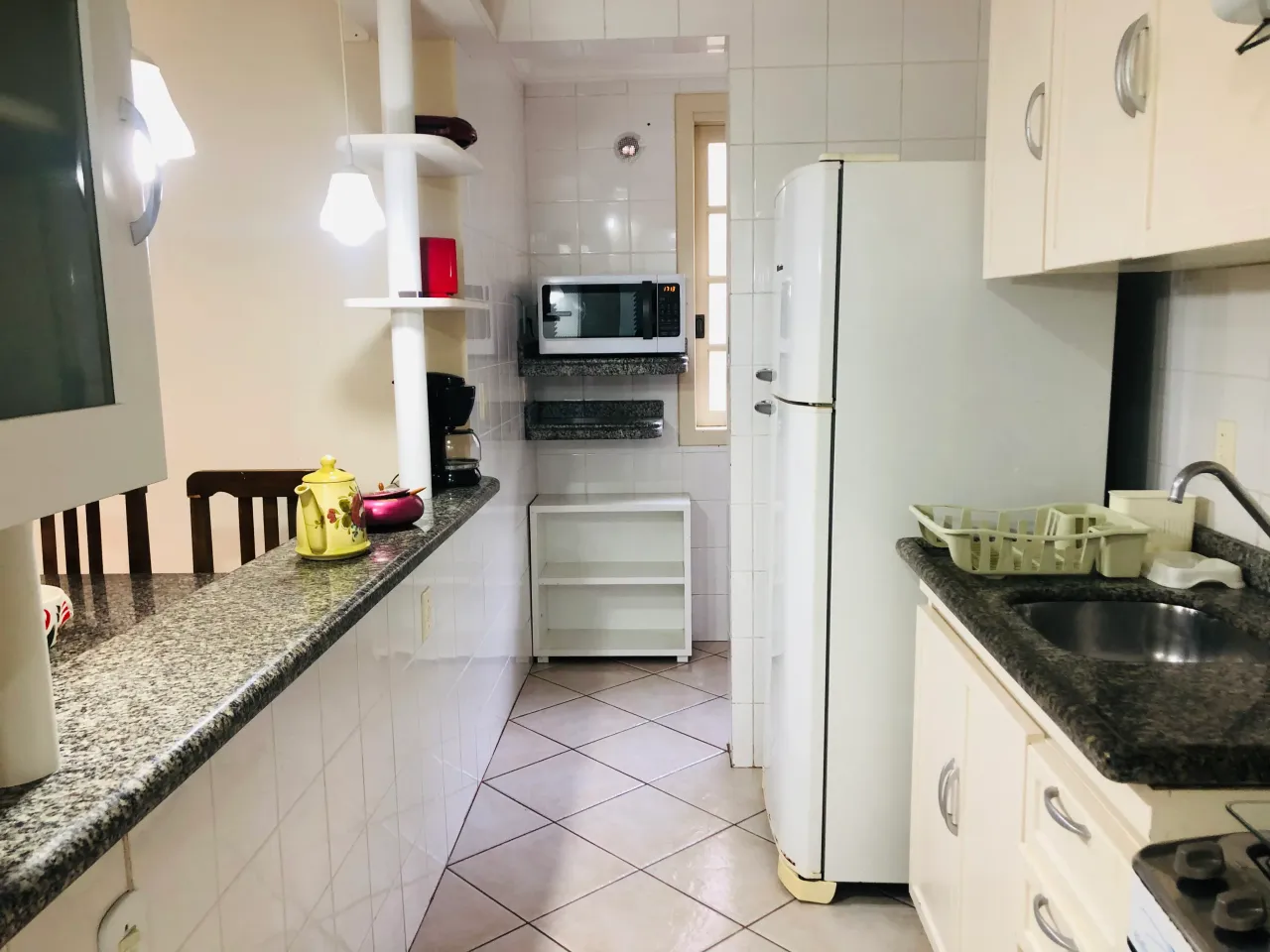 Мебльована квартира з 2 спальнями та окремою кухнею — photo 2