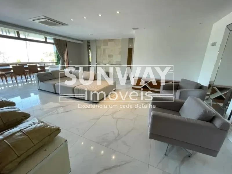Apartment, 250 m², with floor-to-ceiling windows