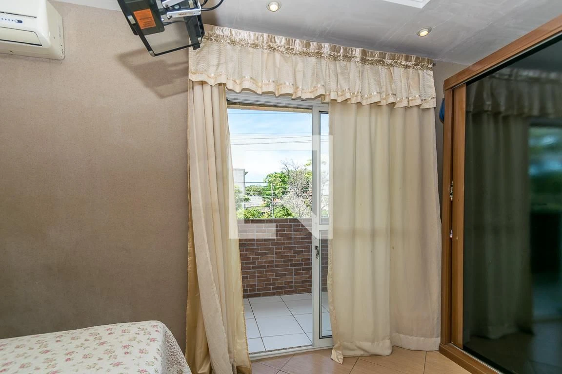 Furnished 227 m² house with a private garden — photo 25