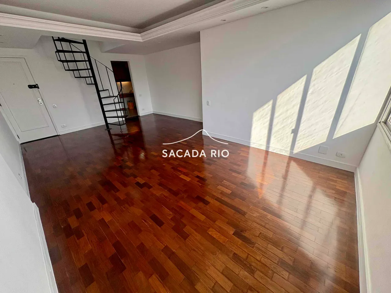 Apartment, 200 m², with floor-to-ceiling windows — photo 7