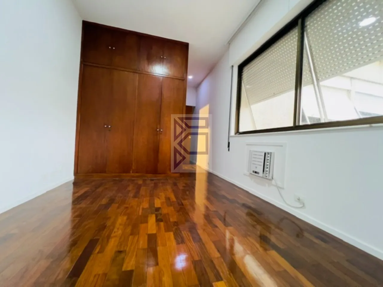 Apartamento de 227 m² com 4 quartos e 3 vagas — photo 6