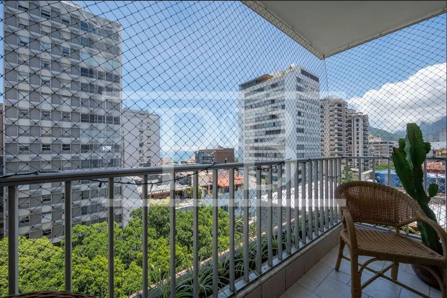Furnished 3-bedroom apartment with 2 bathrooms — photo 8