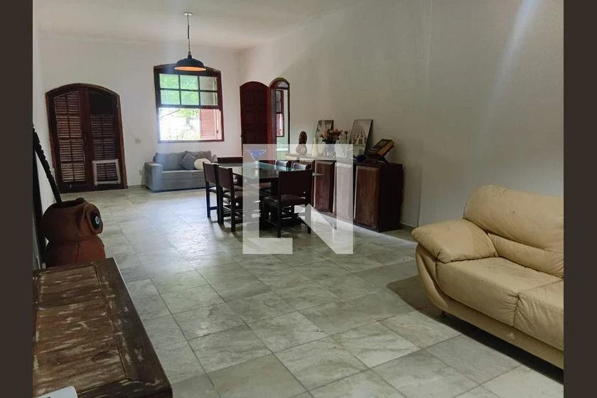Будинок для оренди з 6 спальнями та 1200 м² — photo 24