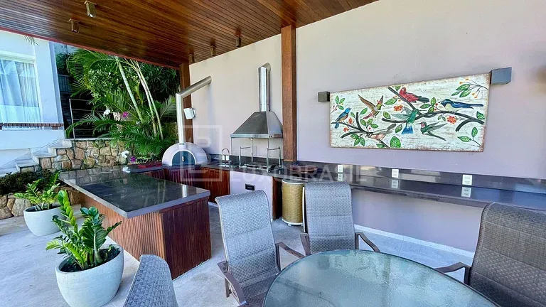 5-bedroom house with a private pool in Rio de Janeiro — photo 10