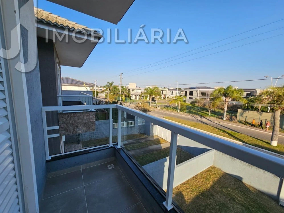 Балкон с грилем и 3 спальни: дом 136 м² — photo 12