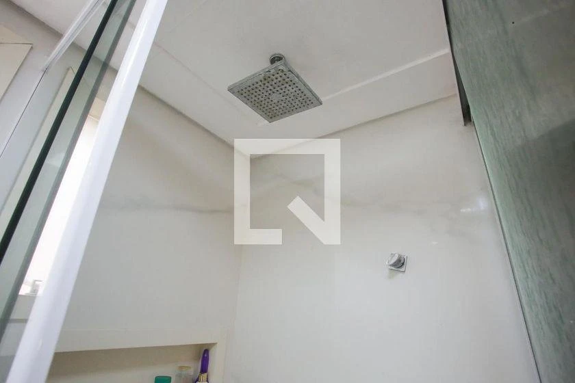Furnished 400 m² house with 4 bedrooms and 4 bathrooms — photo 12