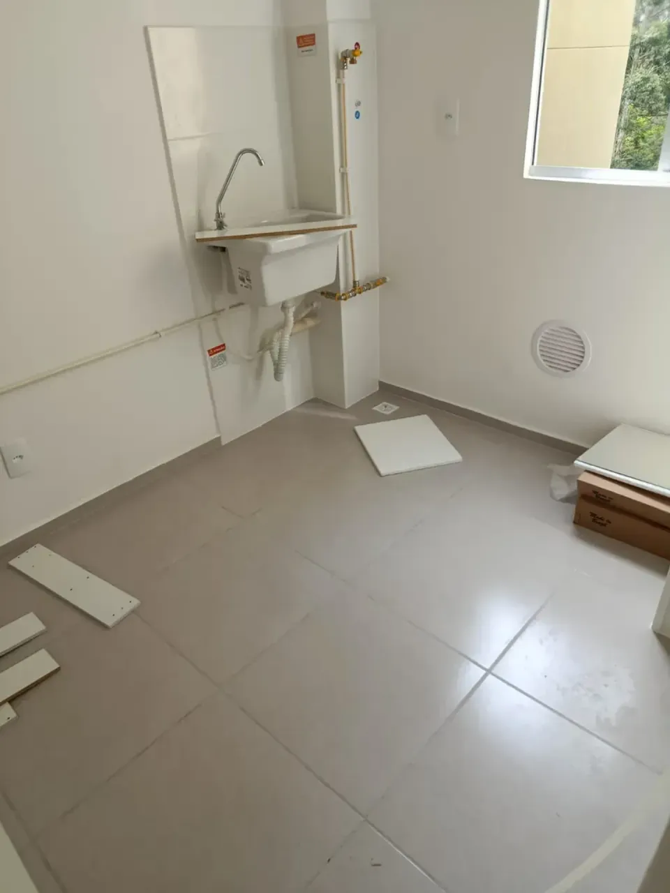 Apartment with 2 bedrooms and a compact kitchen corner — photo 10