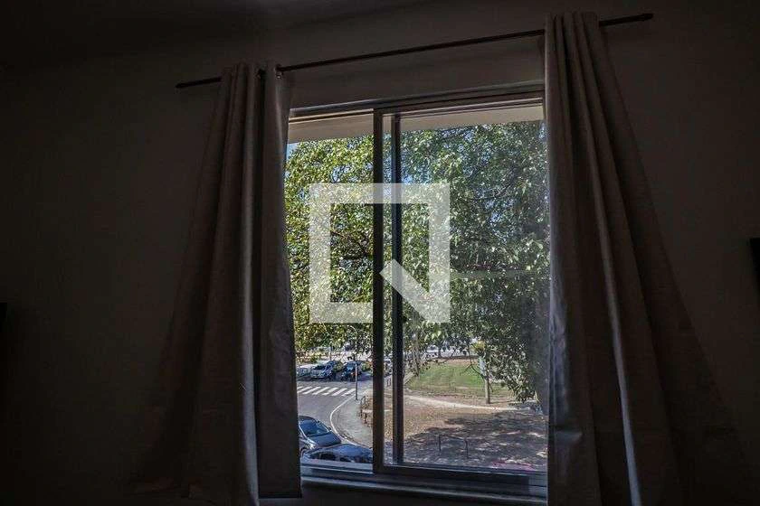 3-bedroom rental apartment with 120 m² and balcony — photo 24
