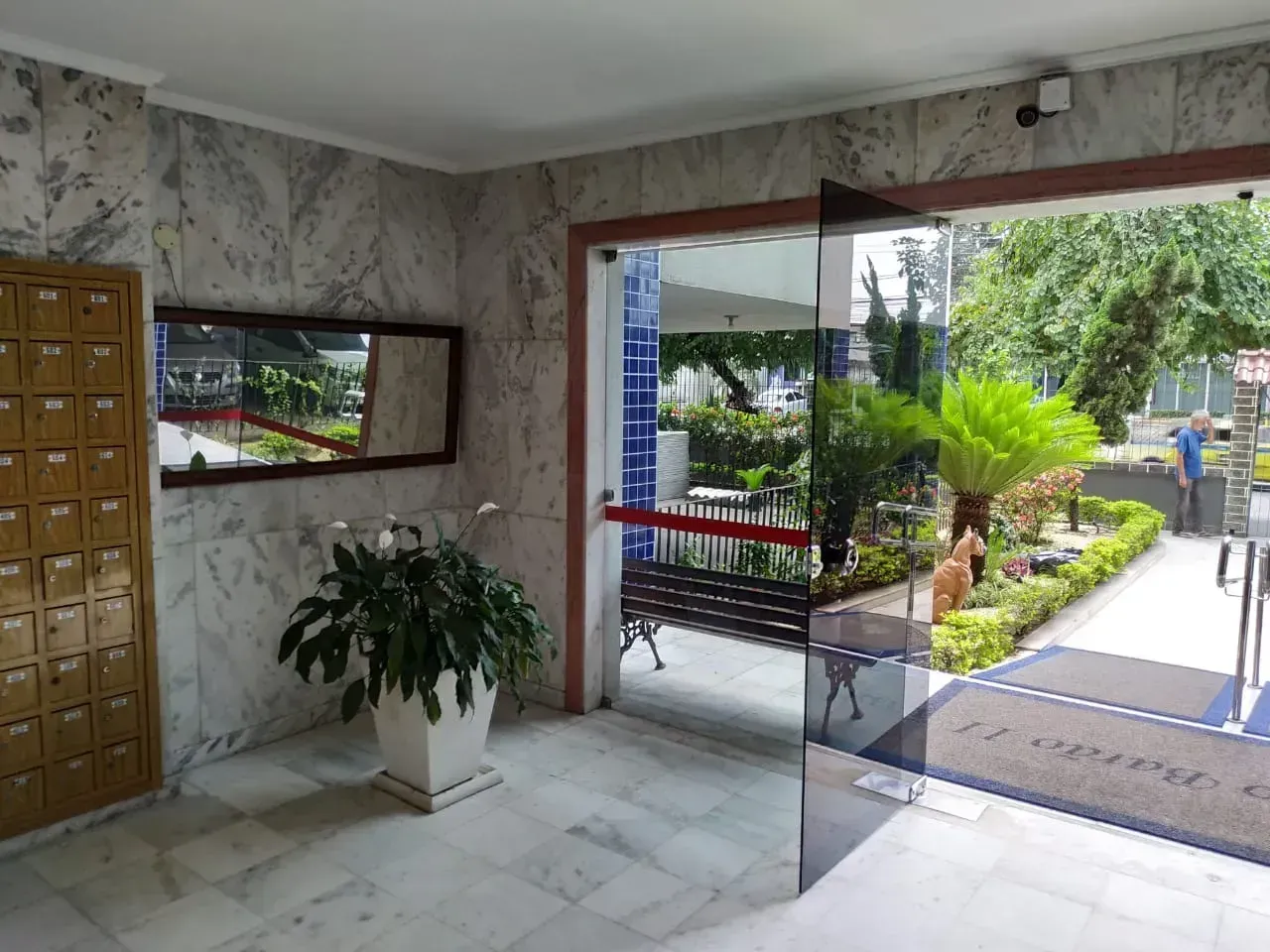 Apartment on the 6th floor with a glass-enclosed balcony — photo 20
