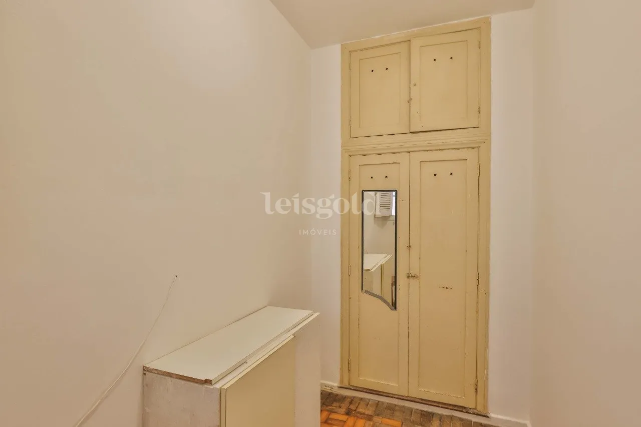 Ground-floor apartment with an enclosed winter balcony — photo 24
