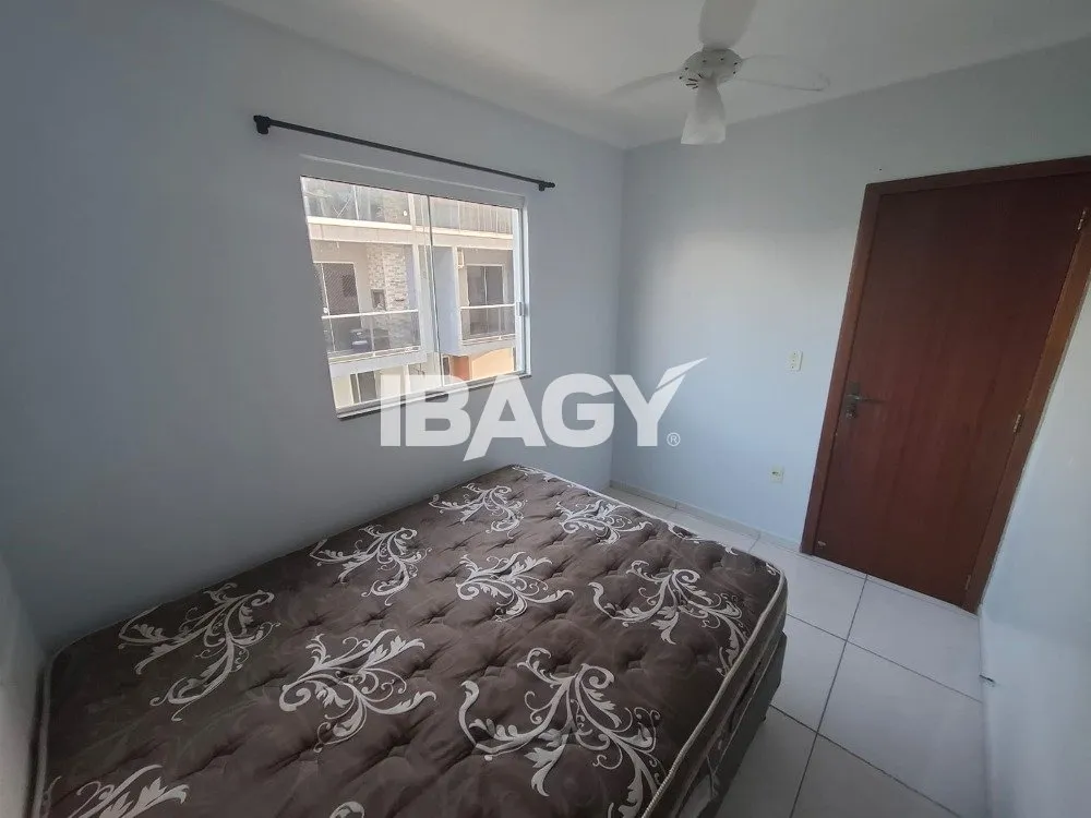 Apartment with 2 bedrooms and a private BBQ area — photo 11