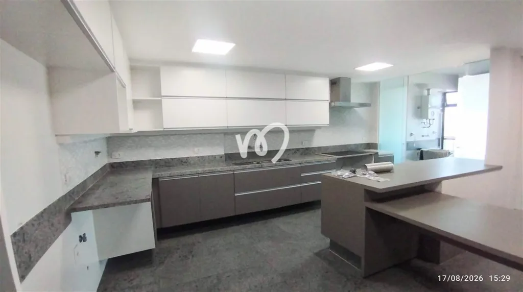 Apartamento com 4 quartos, 313 m² e 4 vagas — photo 24