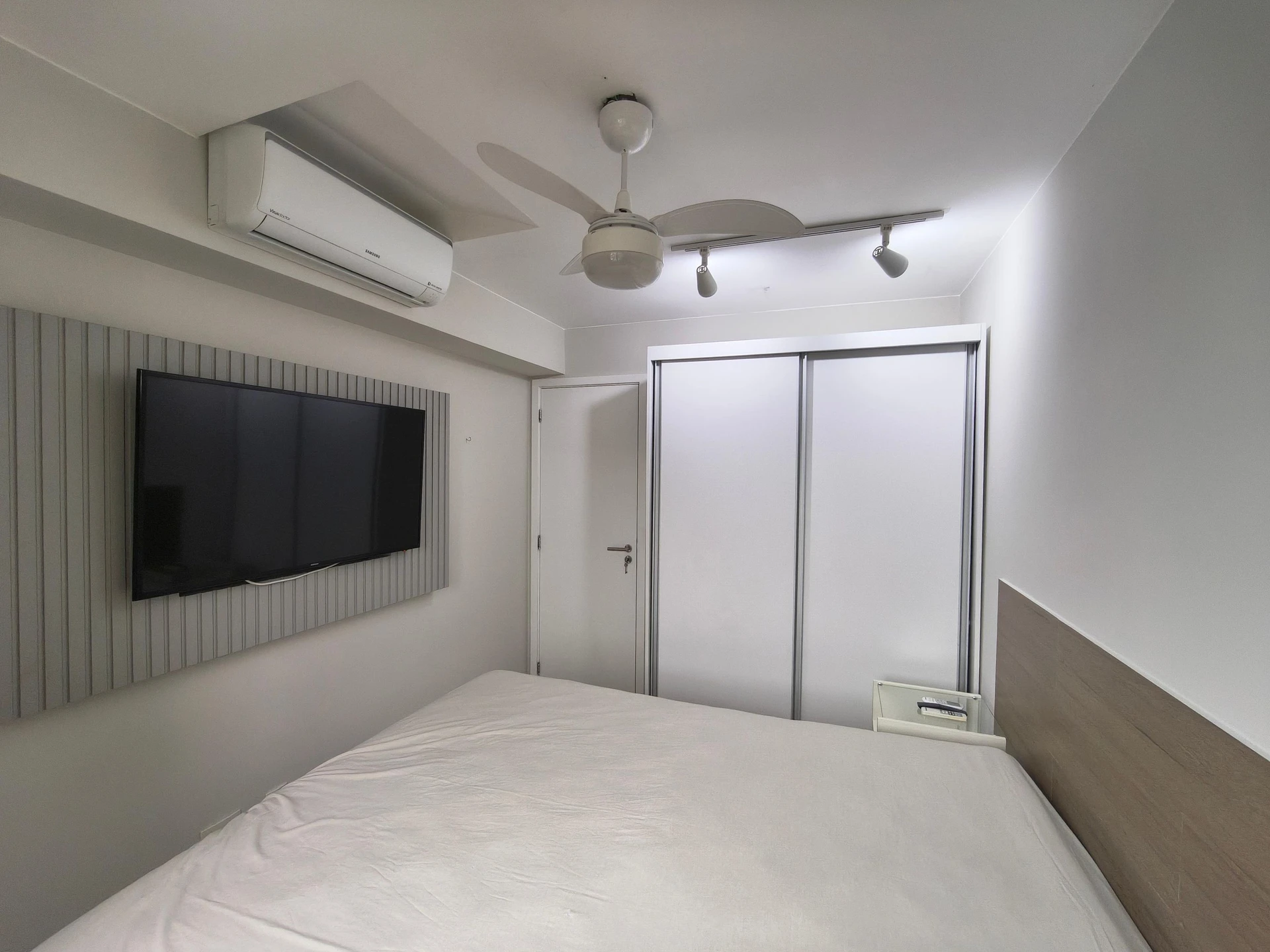 Furnished apartment, 36 m², with a washing machine — photo 15