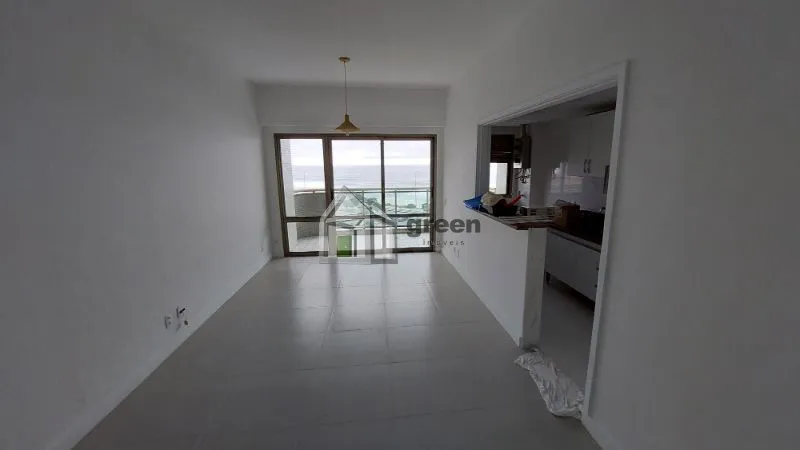 Unfurnished 1-bedroom apartment with enclosed balcony — photo 12