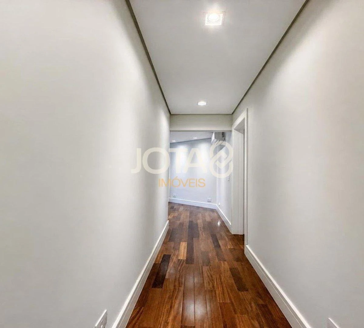 Apartment, 442 m², with a walk-in closet — photo 33