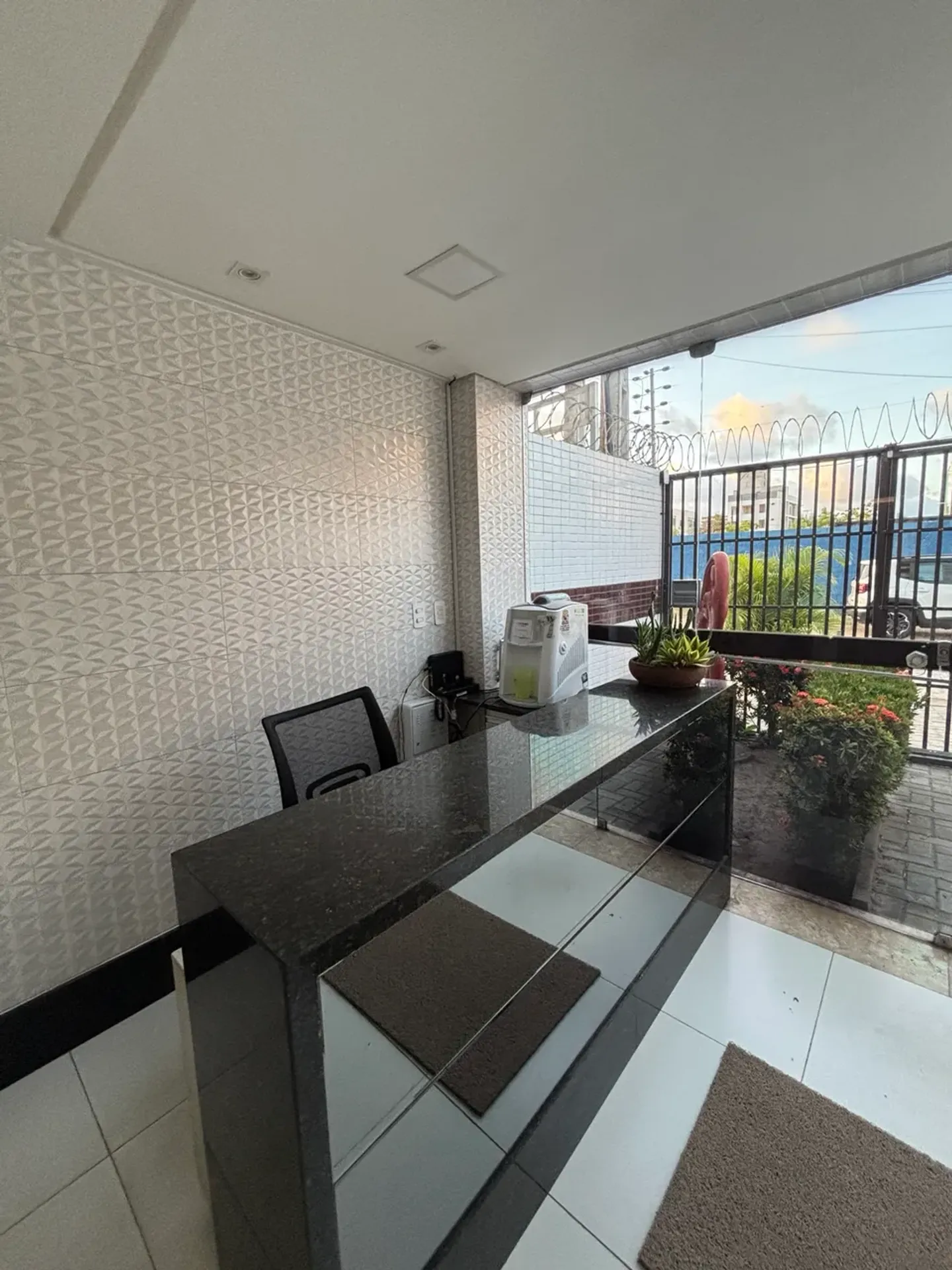 Furnished apartment, 53 m², with a grill on the balcony — photo 24