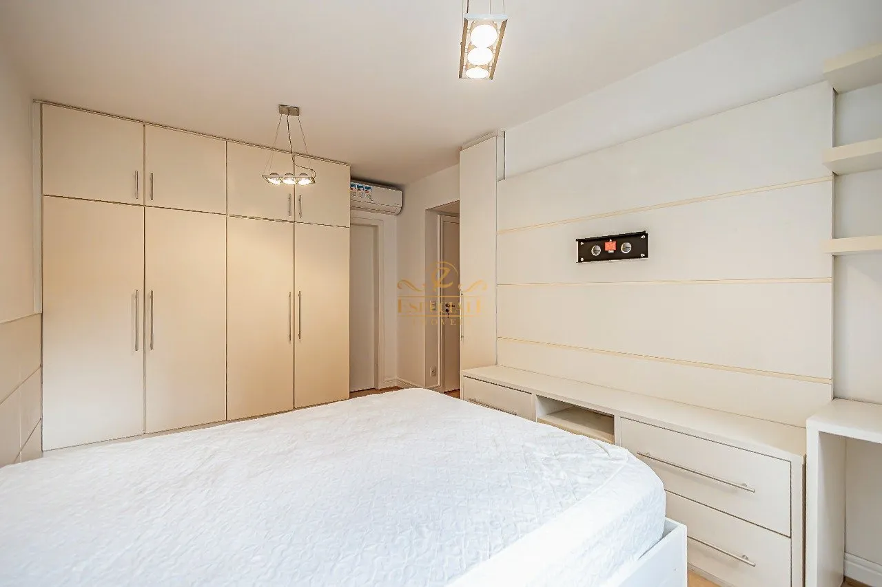 Apartment with 3 en-suite bedrooms and balcony — photo 28