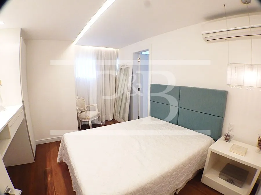 4-bedroom apartment with 319 m² and 4 parking spaces — photo 21