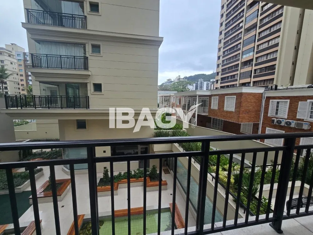 Apartment, 199 m², with a grill on the balcony — photo 18