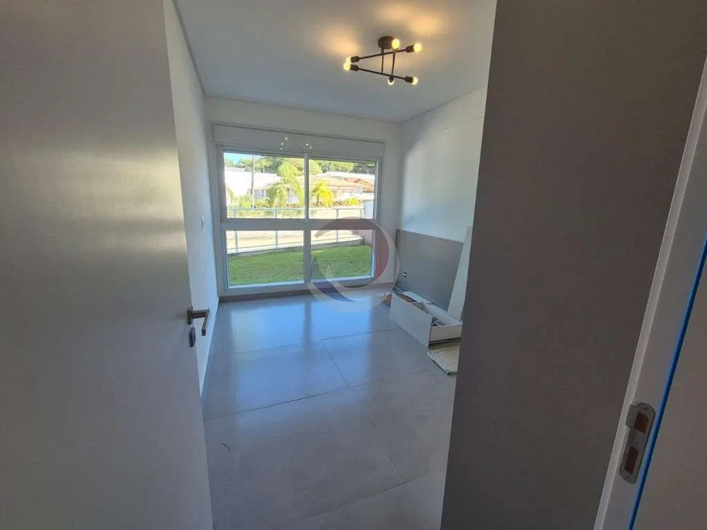 200 m² apartment with a dishwasher and a water view — photo 20