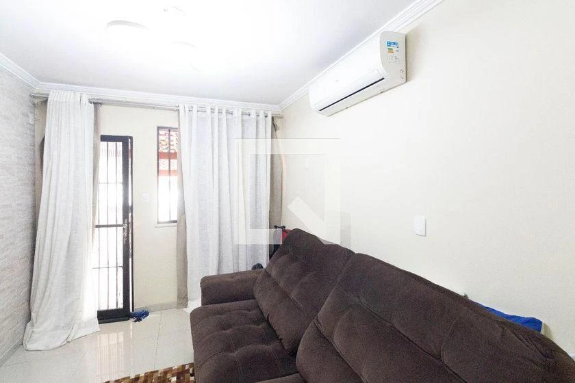 80 m² house with a washing machine and a home office — photo 16
