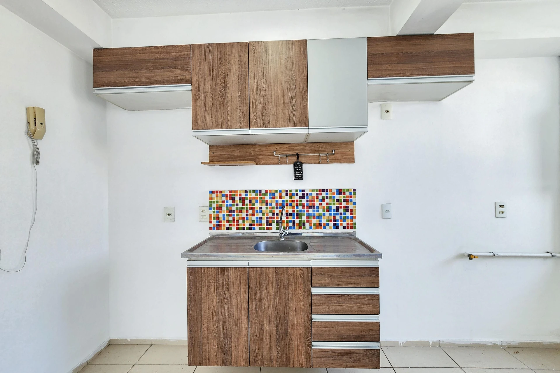 2-bedroom apartment in a building with a gym — photo 29