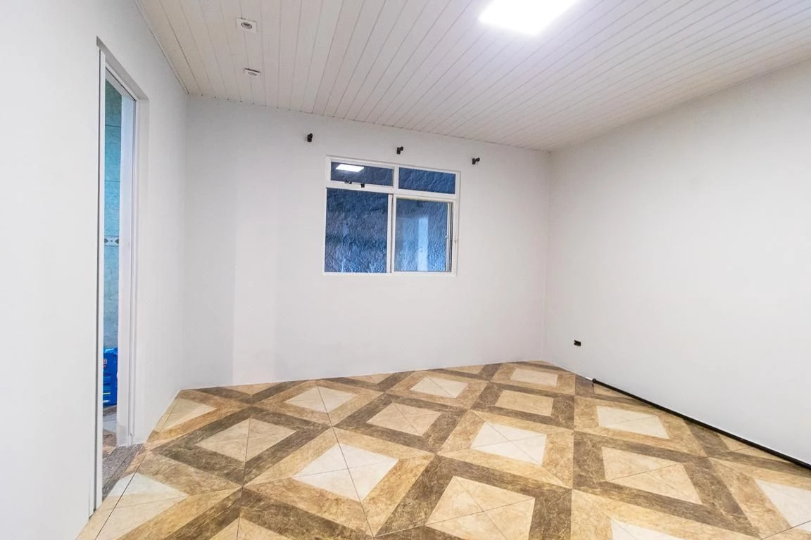 2-bedroom house with a garden in Curitiba — photo 18
