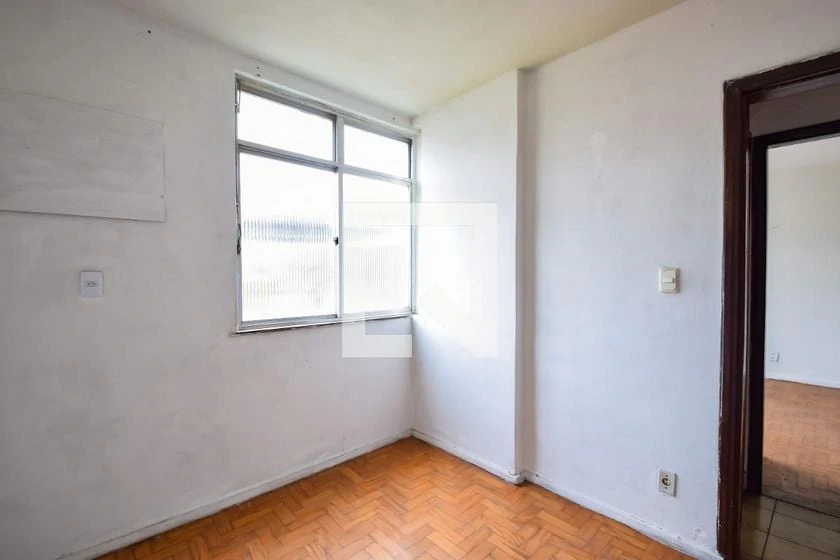 Apartment, 69 m², with wood or laminate floors — photo 12