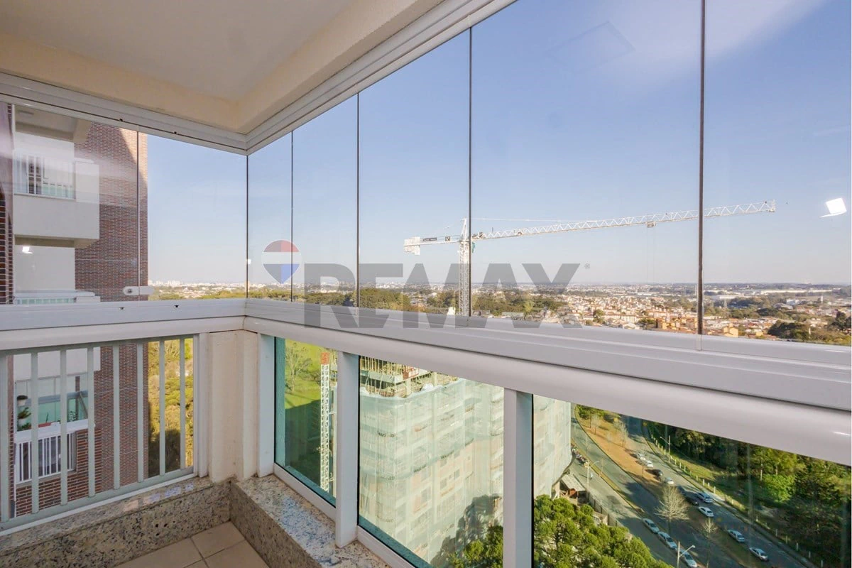 2-bedroom apartment with balcony and 2 parking spaces — photo 5