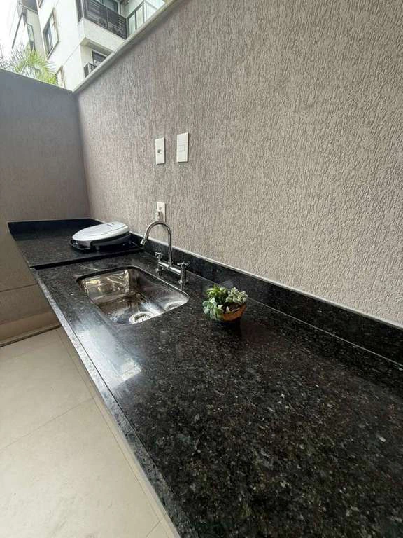 Furnished 2-bedroom apartment with 1 en-suite, 95 m² — photo 21