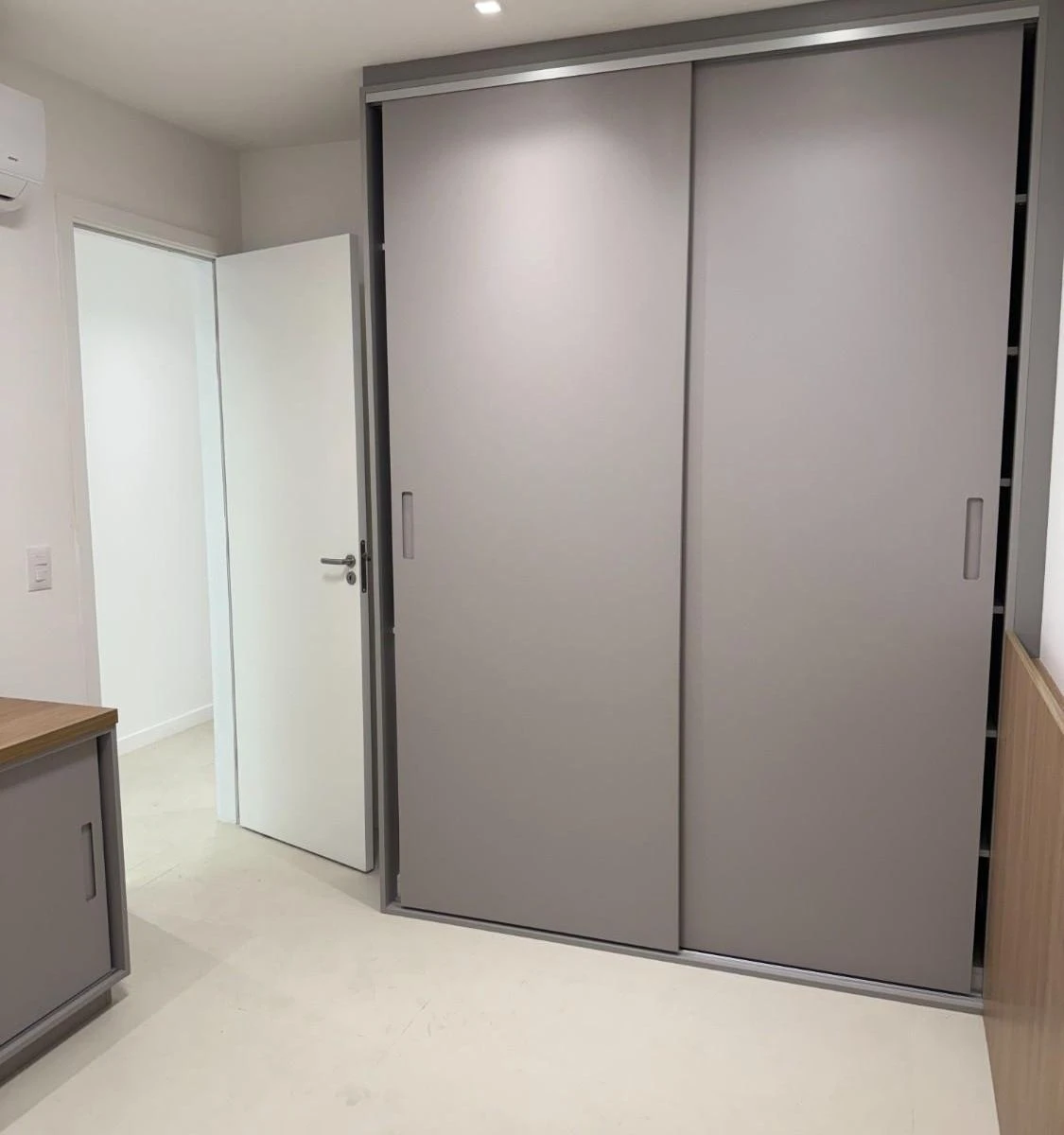 Робоче місце та 3 спальні: квартира 100 м² — photo 11