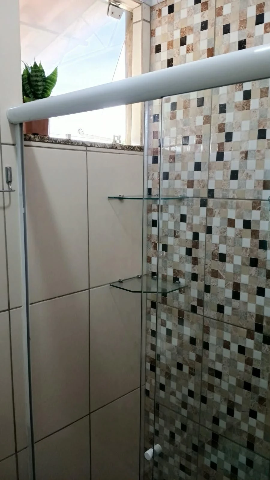 Furnished 3-bedroom house with 4 bathrooms, no parking — photo 47