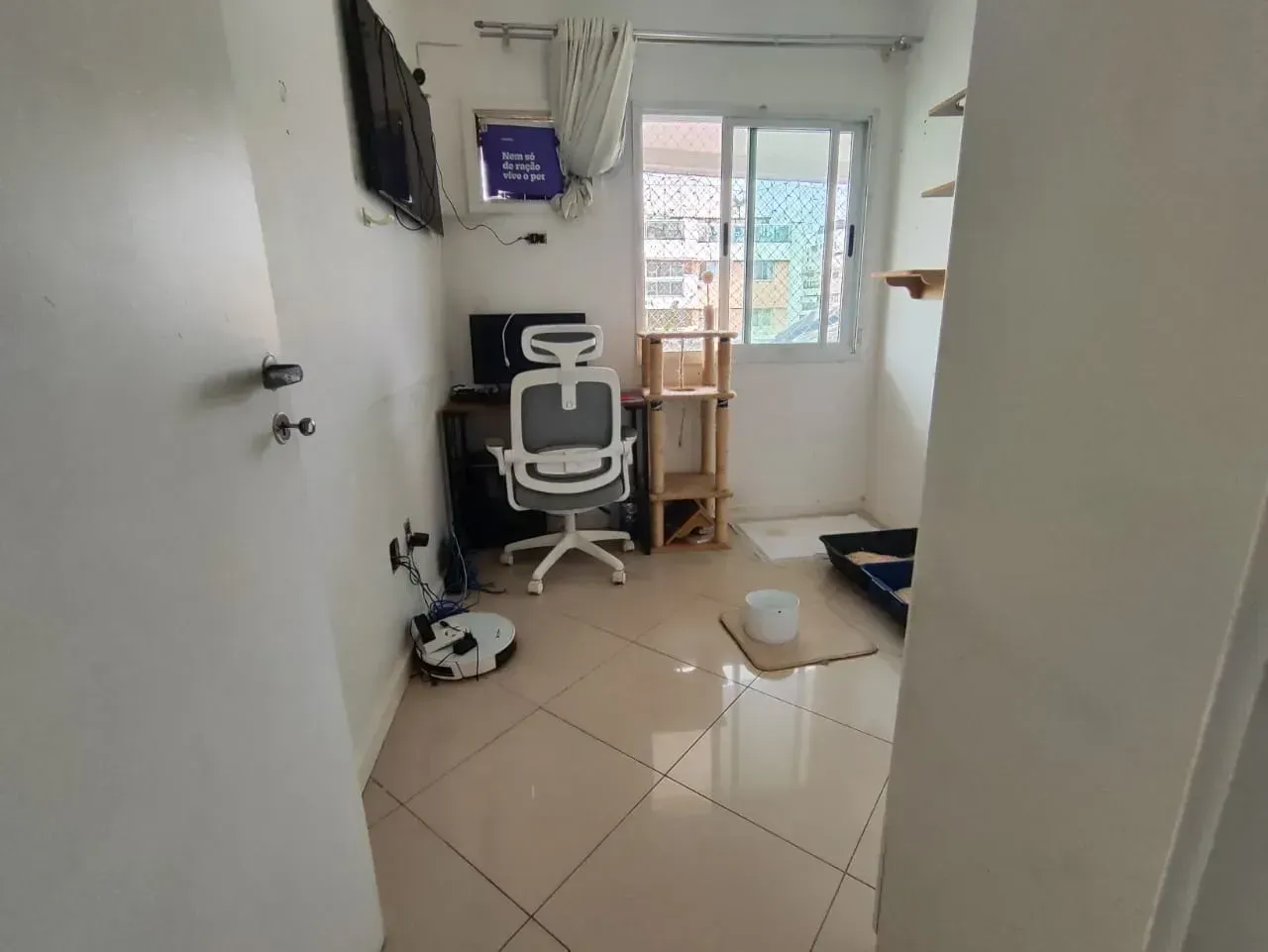 Furnished apartment with 3 bedrooms and 2 bathrooms — photo 21