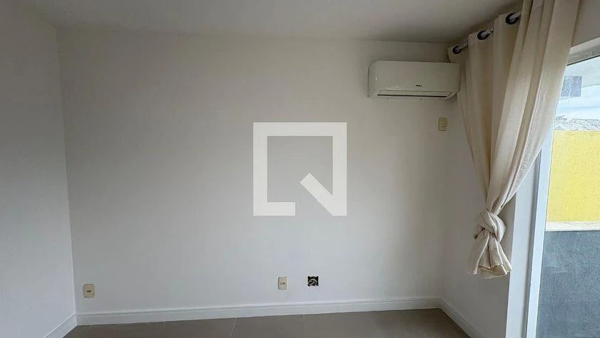 4-bedroom house with a washing machine — photo 13