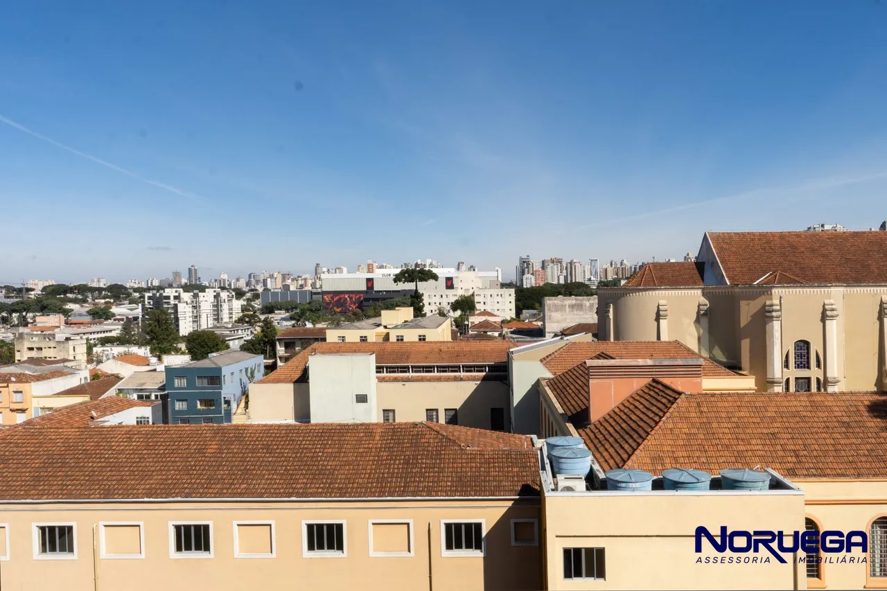 Невмебльована квартира з 3 спальнями та закритою кухнею — photo 12