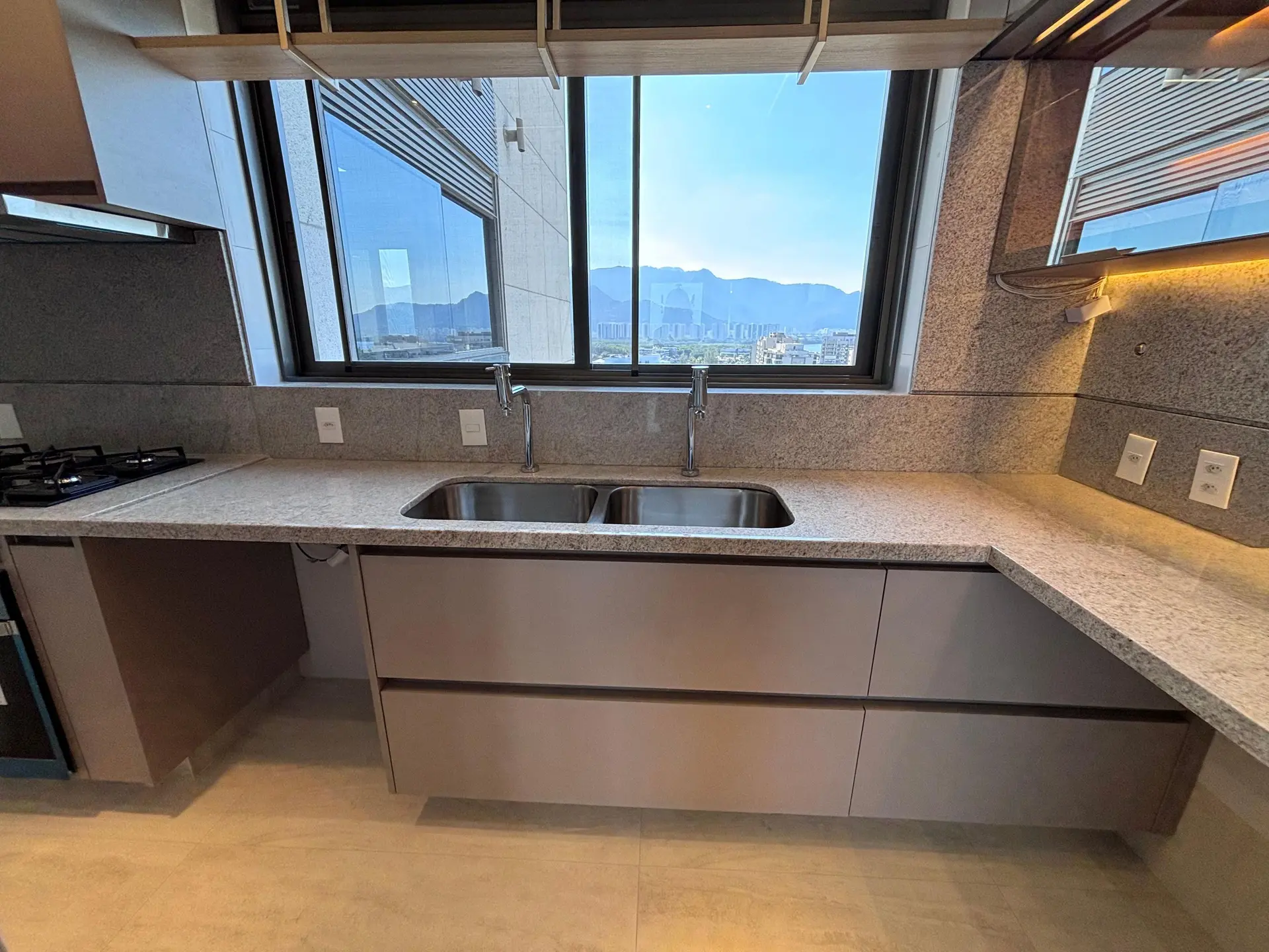 Apartamento com 4 suítes e varanda, 3 vagas — photo 9