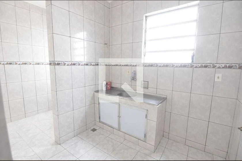 Apartamento com piso de madeira ou laminado, Benfica — photo 6
