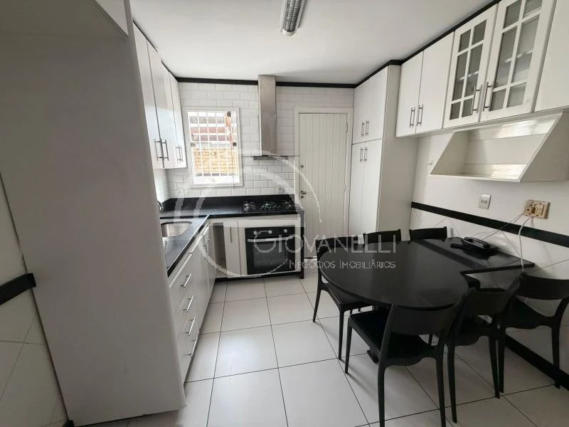 Casa triplex de 242 m² com 3 quartos e 2 vagas — photo 47