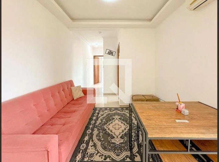 Casa en alquiler con 1 suite y 155 m²