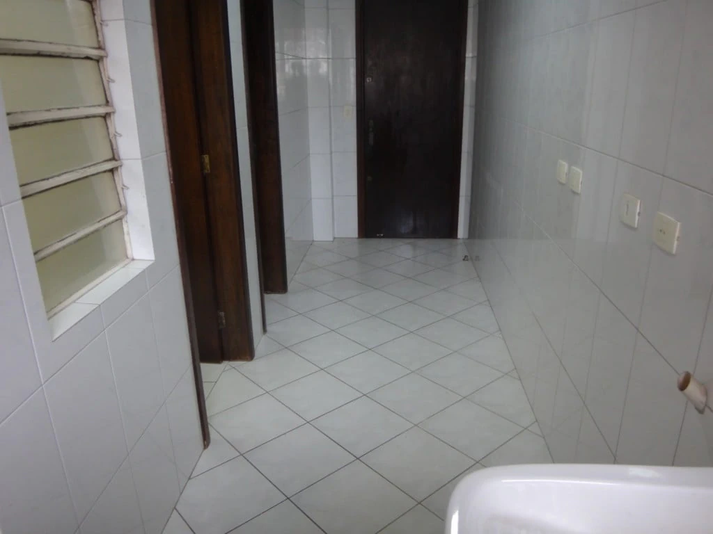Apartamento, 145 m², com piso de madeira ou laminado — photo 26