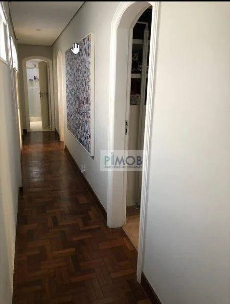 Top-floor apartment with 3 bedrooms and 330 m² — photo 18