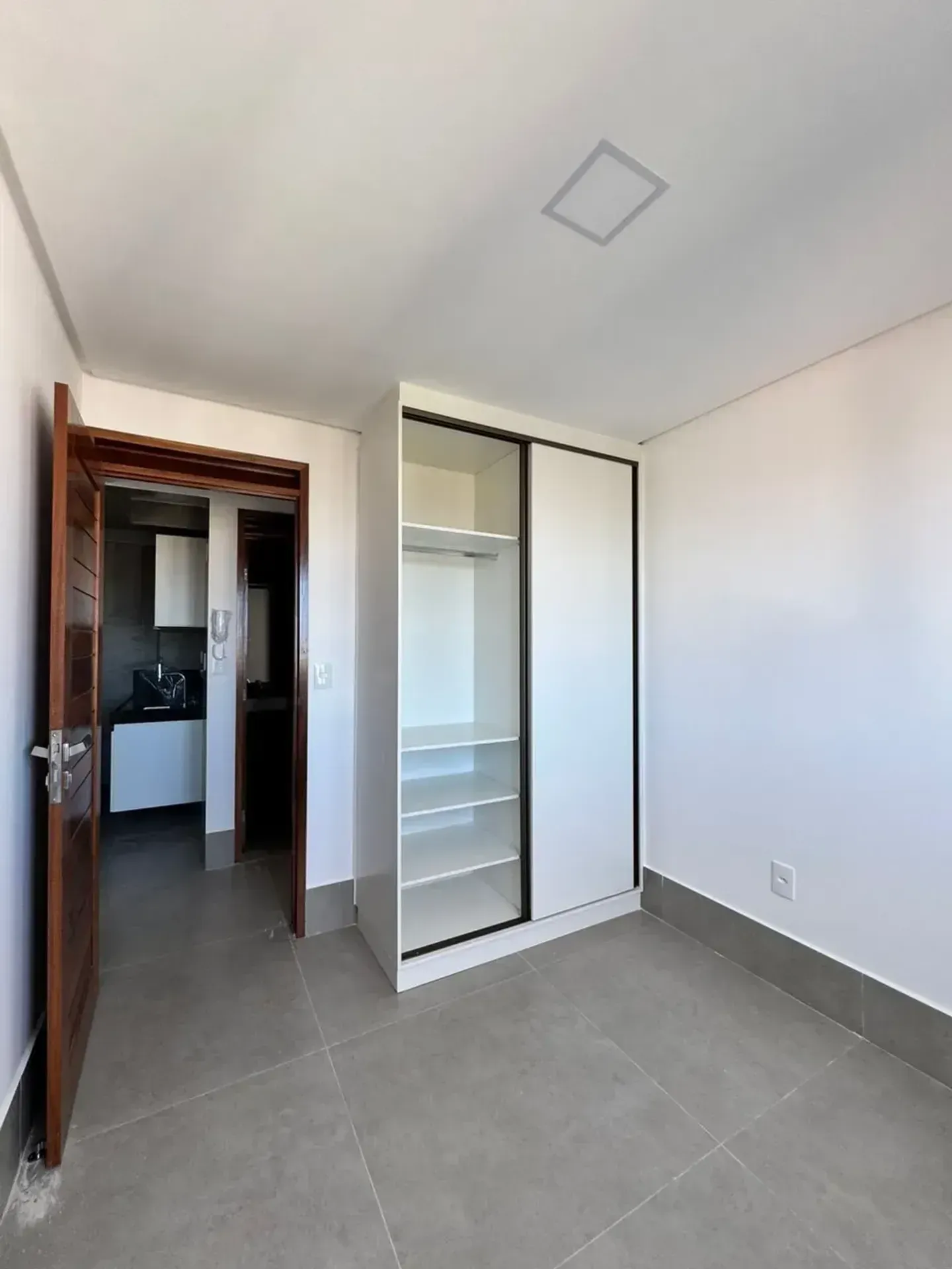 Квартира з 2 спальнями, 55 м² і паркомісцем на 7 поверсі — photo 14