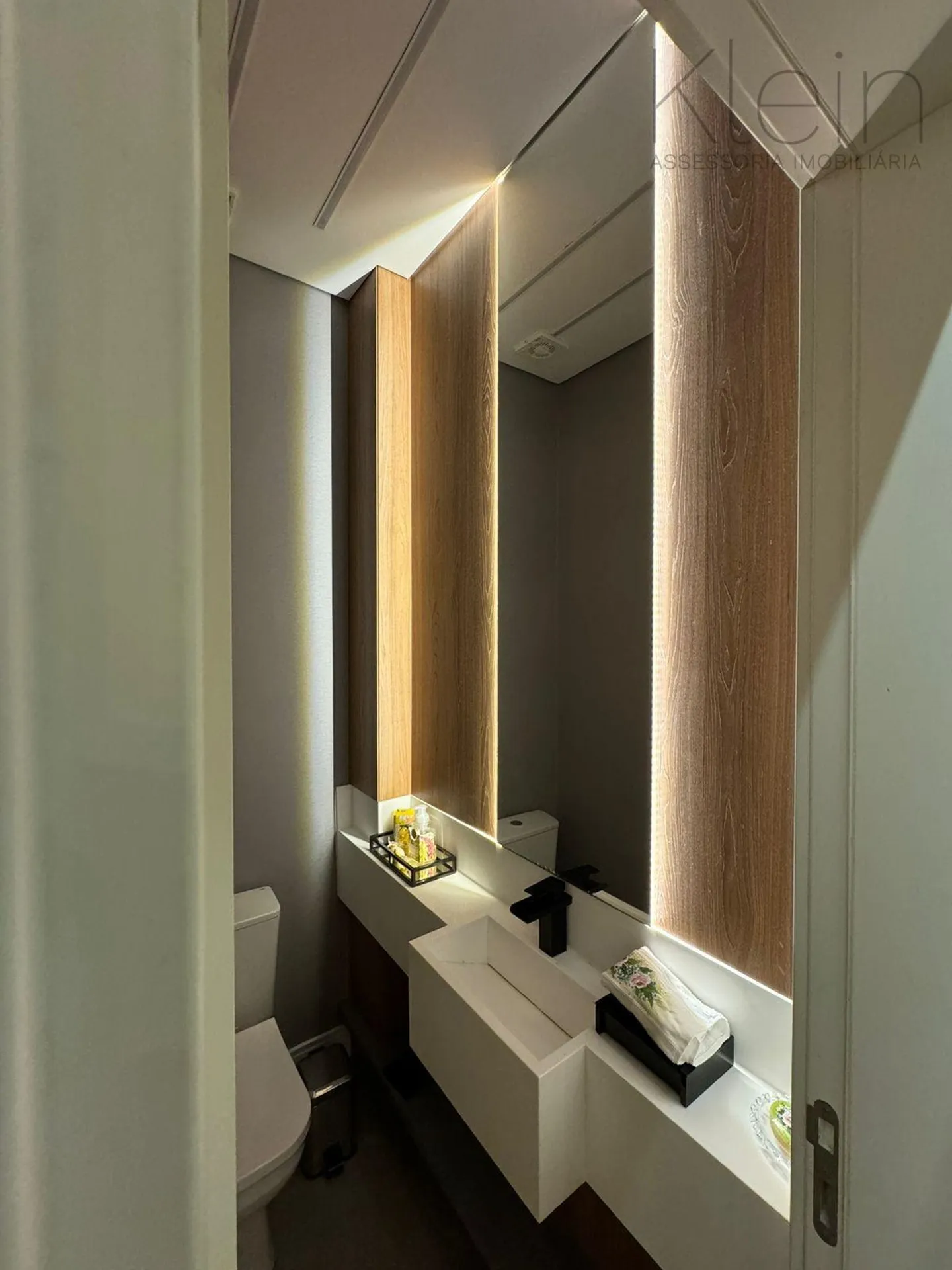 Квартира 109 м² з 2 спальнями-сюїтами та 3 ванними — photo 33